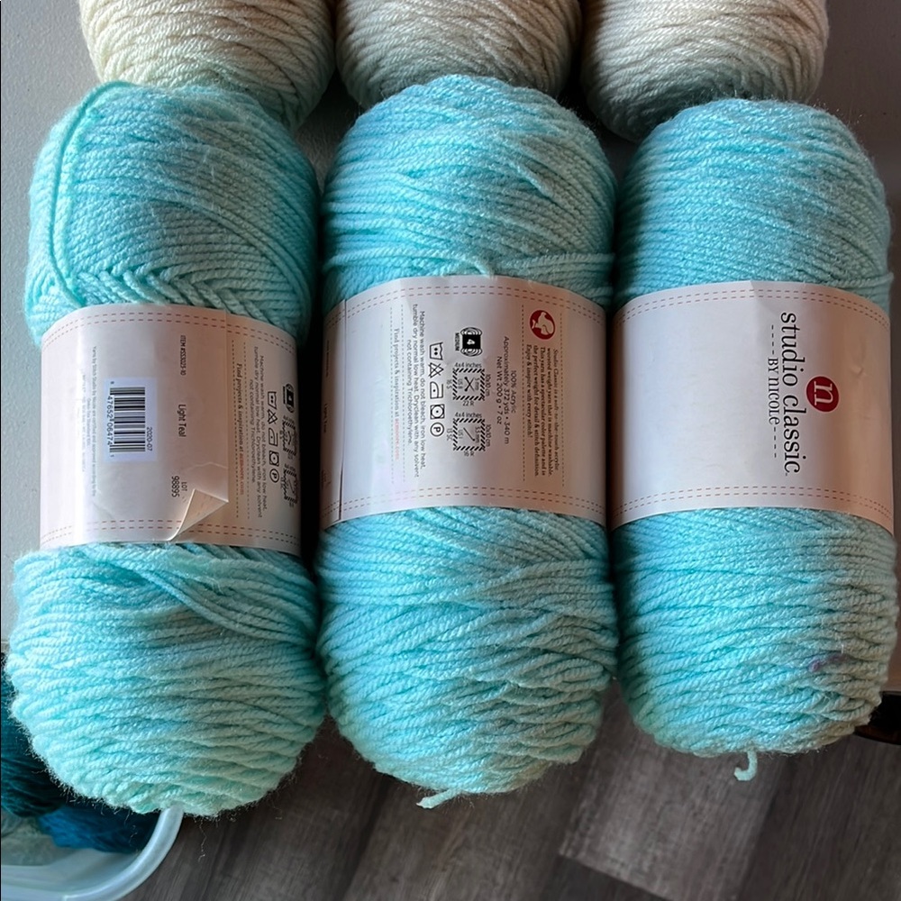 Studio Classic Light Teal Blue Yarn Bundle